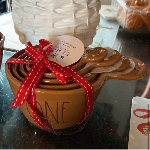 Black Friday sale ❤️❤️ NWT Gingerbread measuring cups - Picture 4 of 6